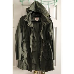 Amazing rain jacket/wind breaker!